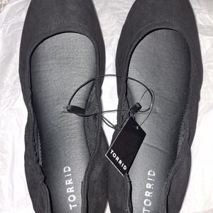 Torrid Women's Black Flats
